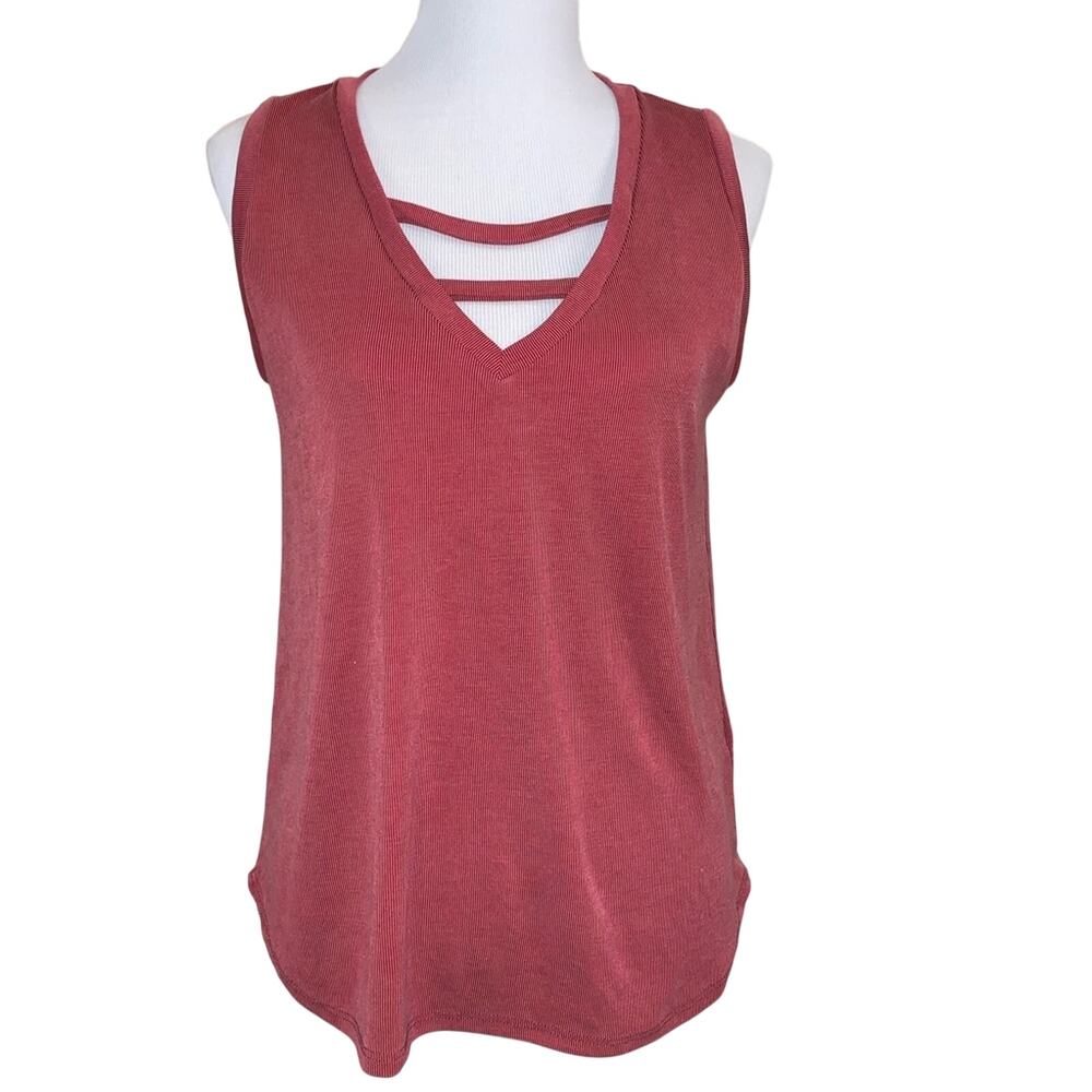 Wanderlux “Marissa tank” in Red - Size Med